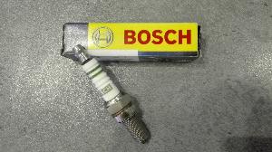 Bougie UR09CC (Equiv.NGK. CR8E/CR8EB) BOSCH